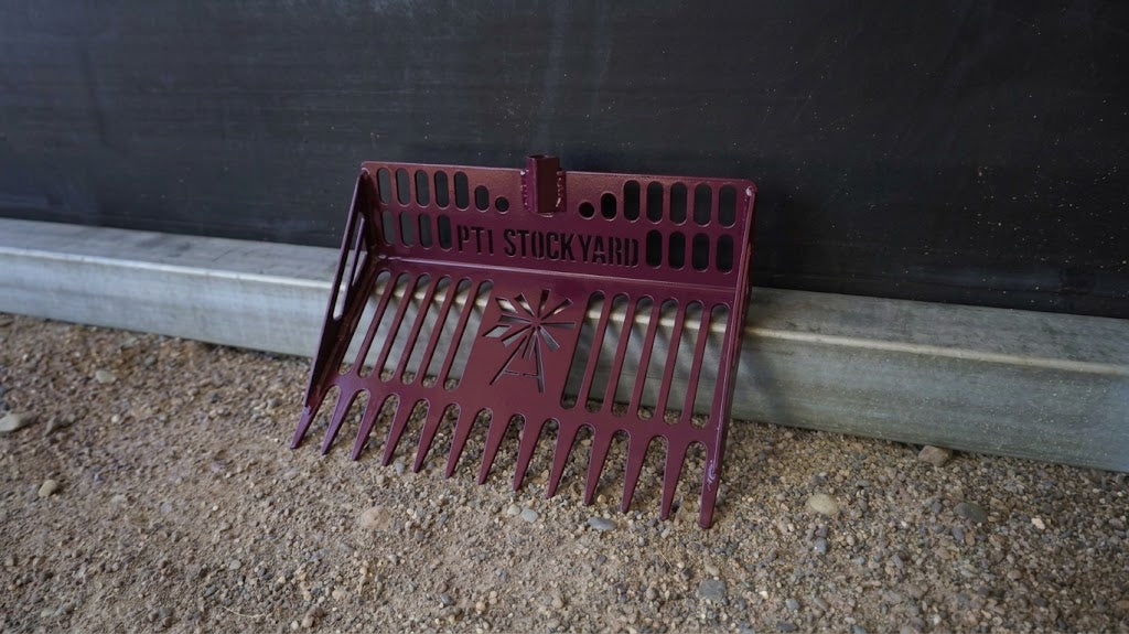 Heavy-Duty Stall Fork — Preorder